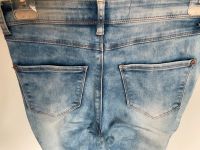 Div. Jeans Skinny Zara C&A H&M Seven Sisters 36/38 Nordrhein-Westfalen - Mönchengladbach Vorschau