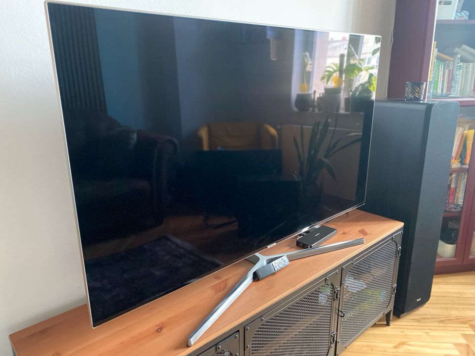 Samsung 55 Zoll LED 4K Flat UHD Smart TV Fernseher selten genutzt in Dresden