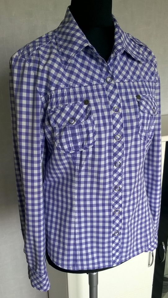 Bluse Hemd Oberteil Shirt lila weiß kariert Gr. 38 QS by S.Oliver in Berlin