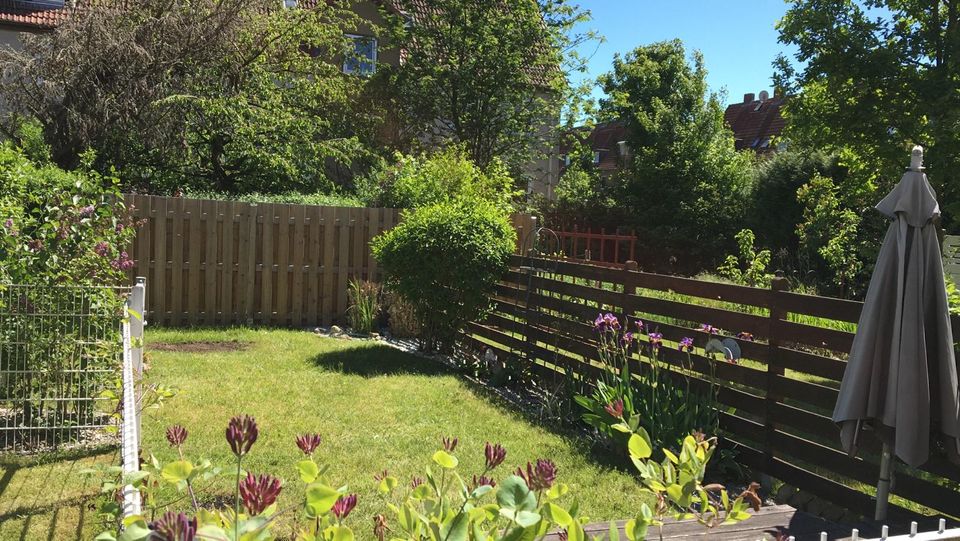 Mit Blick ins Grüne! Wohnung mit Garten für sonnige Stunden in Hannover