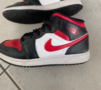 ☆Sneaker Schuhe Gr.39 **Air Jordan**Nike JV2 high rot-weiß-schw☆ Nordrhein-Westfalen - Attendorn Vorschau