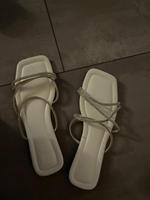 Sandalen in weiss Hessen - Roßdorf Vorschau