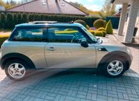 Mini Cooper One mit Panoramadach Niedersachsen - Uelzen Vorschau