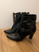 Zara Schwarze Leder-Stiefeletten, Größe 38 München - Bogenhausen Vorschau