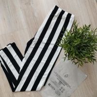 Neu! Damen Leggings (schwarz/weiß gestreift, Shein) Kreis Pinneberg - Pinneberg Vorschau