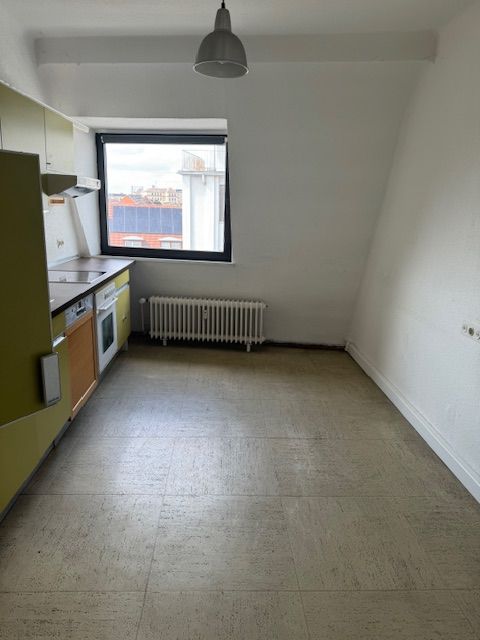 SB-Dudweilerstr. gepflegte 5 ZKB Wohnung mit Balkon in Saarbrücken