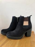 Tommy Hilfiger Stiefelette Gr. 35/36 Neu Niedersachsen - Cuxhaven Vorschau