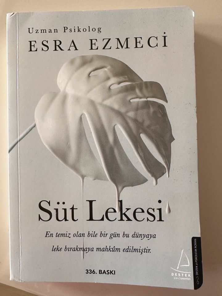 Türkisches Buch Esra Ezmeci in Gelsenkirchen