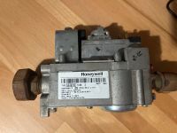 Viessmann (Honeywell VR4601A 1038 2 Gasarmatur Gasregelblock Nordrhein-Westfalen - Höxter Vorschau