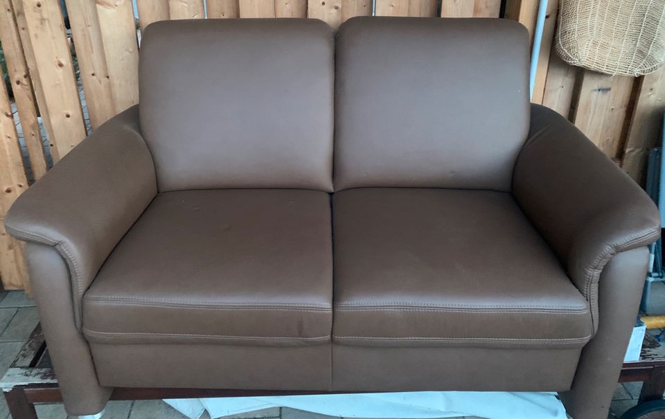 2-Sitzer Leder Couch in Pirna