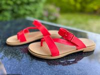 Crocs Damen Sandalen Tulum Gr. 36 rot Hessen - Bad Homburg Vorschau