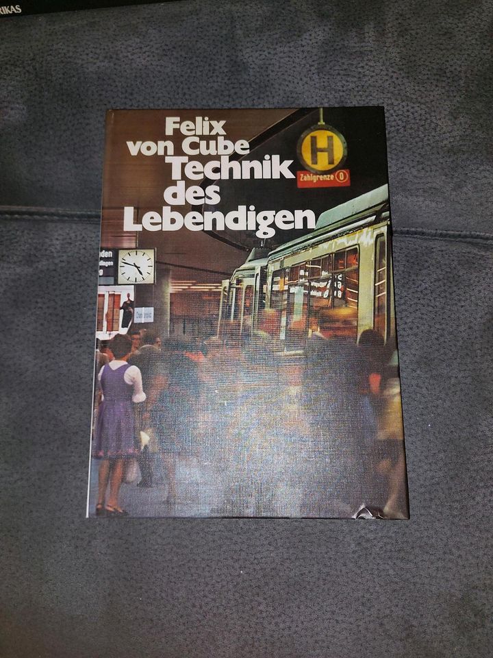 Buch Felix von Cube Technik des Lebendigen in Neuried Kr München