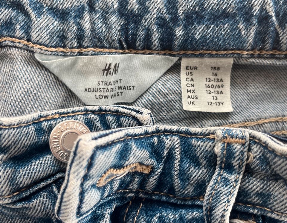 H & M Straight Jeans 158, sehr guter Zustand in Klettgau