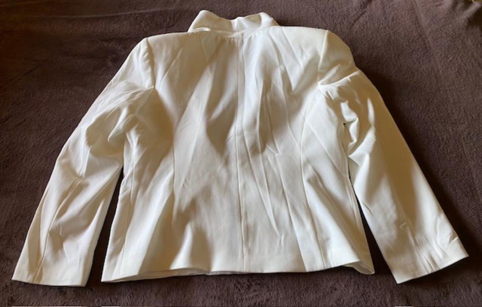 Neu!OVP Damen Blazer, Made in Italy im weiß,44/46 Gr. in Schmelz