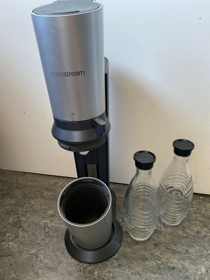Soda Stream (mit zwei Glasflaschen&eine Kohlensäureflasche) in Kiel