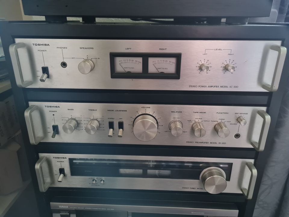 Toshiba HiFi SY+SC+ST-330 Vor und Verstärker Radio 1977-81 Retro in Wehr