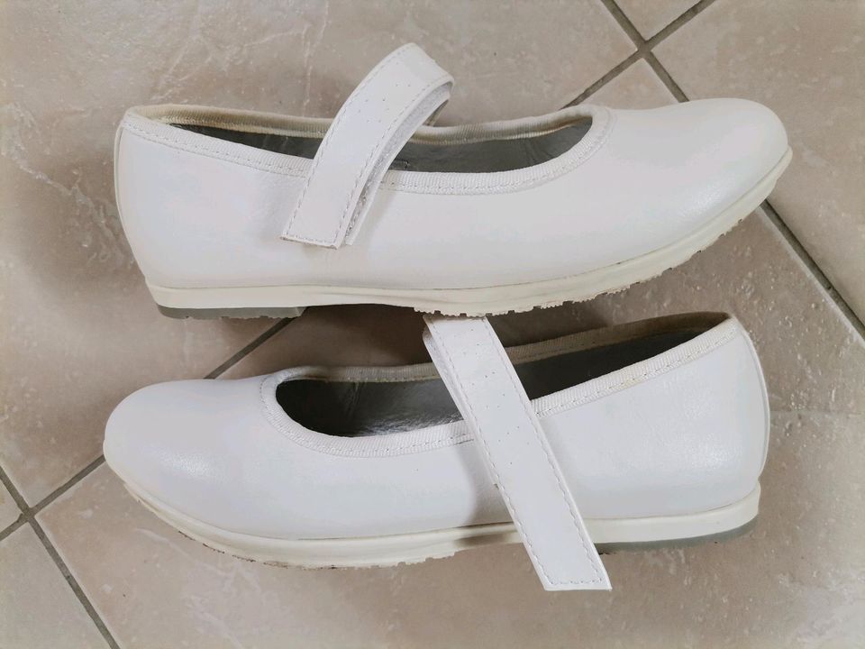 weiße Mädchen Schuhe Young Spirit Ballerina Einschulung Gr.32 in Borgsdorf