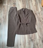 Hosenanzug Businessanzug Blazer mit Hose Gr. 36/40 Niedersachsen - Hambühren Vorschau