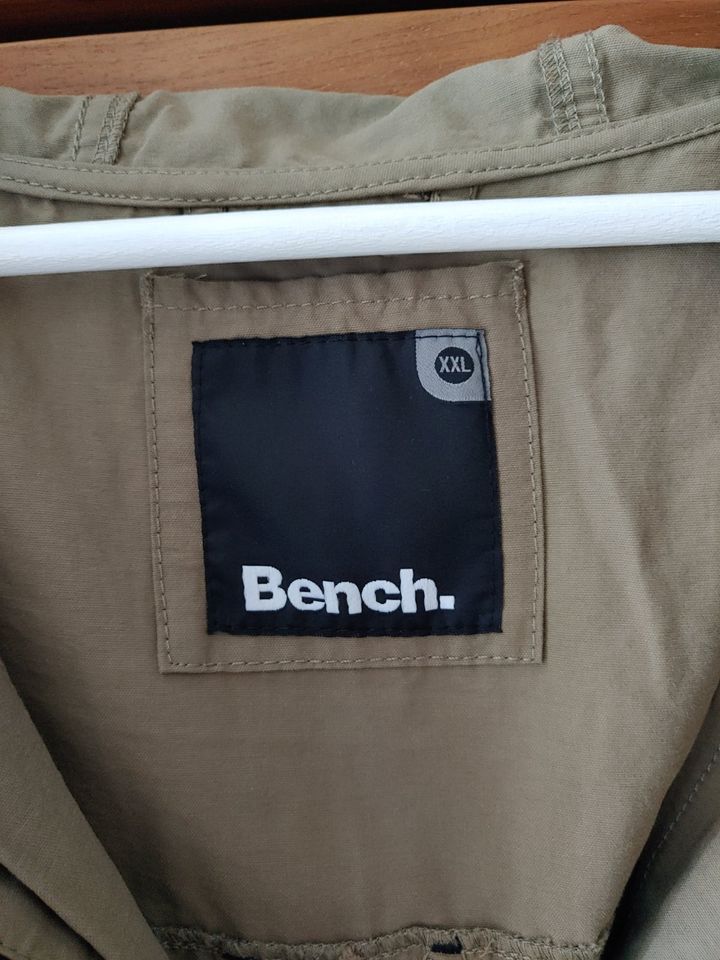 Bench Sommerjacke, Größe XXL in Fürth