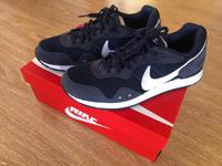 Nike Sneaker Herren Gr. 43 Bayern - Maxhütte-Haidhof Vorschau