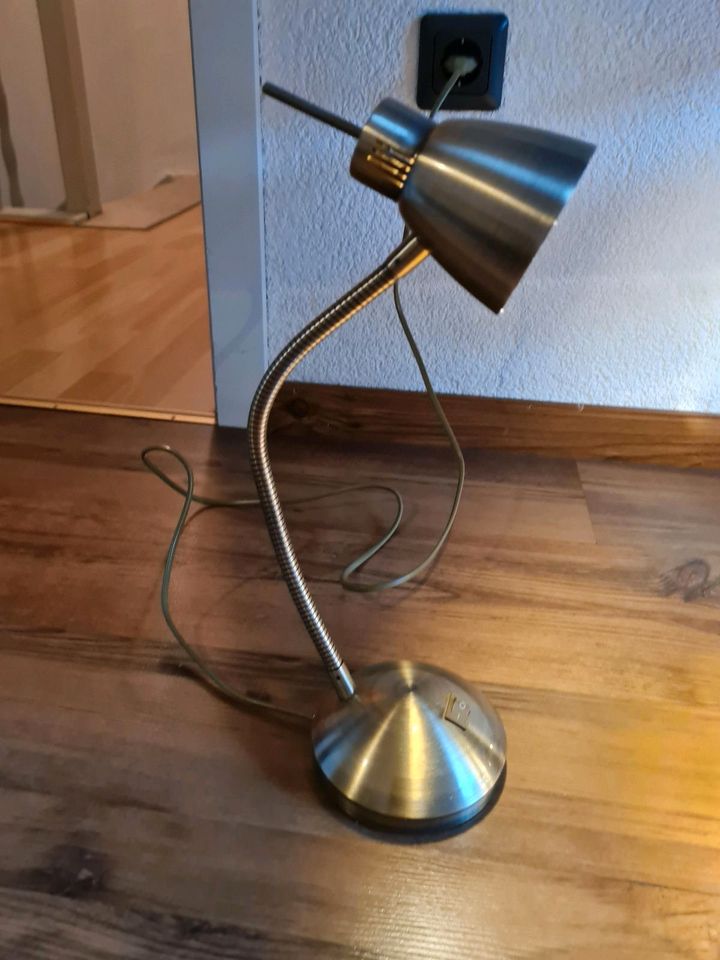 Tischlampe in Dietenheim