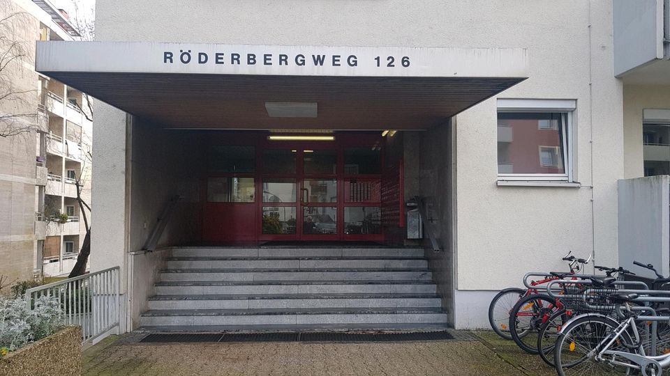 1 Zi Appartement ca 30qm mit Tiefgarage nahe Zoo EZB Röderbergweg in Frankfurt am Main