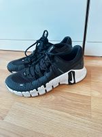 NEU Nike Schuhe Sport 41 NEU schwarz Damen Herren Mitte - Wedding Vorschau