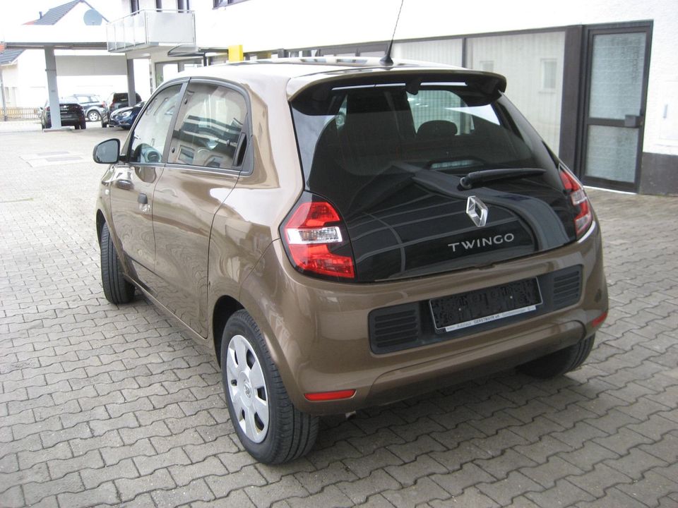 Renault Twingo Life SCe 70 in Gundremmingen