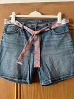 Jeansshorts Tom Tailor mit Gürtel Bayern - Büchlberg Vorschau