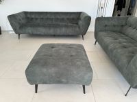 Grünes Sofa 3-Sitzer, 2-Sitzer und Hocker Baden-Württemberg - Ludwigsburg Vorschau