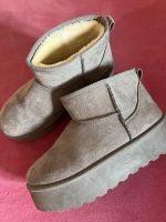 Schöne Plateau Fell Boots! *WOW* neu! Hessen - Münster Vorschau