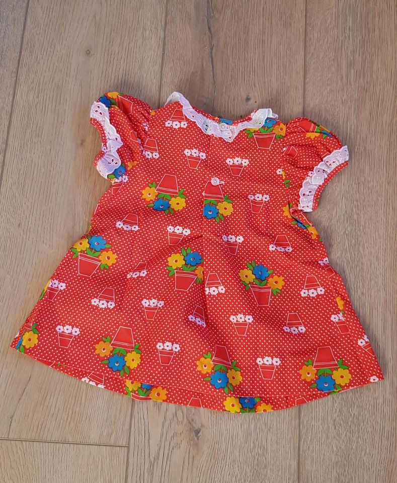 Baby Kleid Größe 80 in Satteldorf