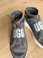 UGG’s in grau und schwarz Bayern - Dillingen (Donau) Vorschau