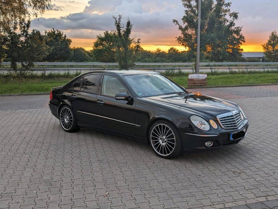 Mercedes Benz E280 3.0 V6 Elegance W211 + Ersatzreifen + Felgen in Weiterstadt