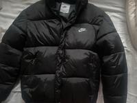 Nike Pufferjacke schwarz Essen - Stoppenberg Vorschau