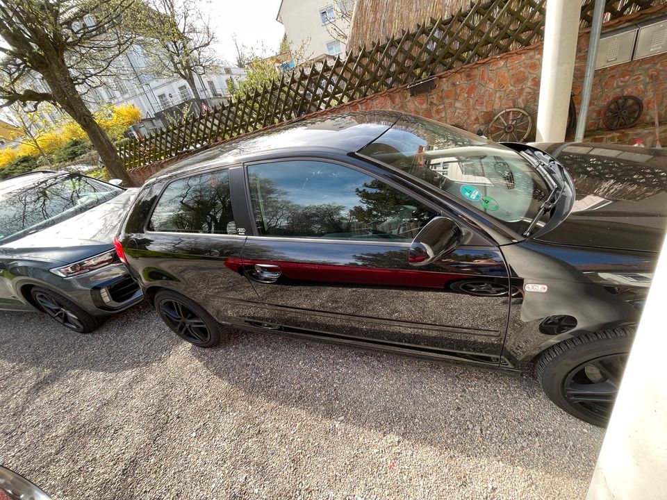 Audi A3 1.6 in Laupheim