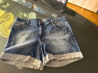 Jeans Shorts Größe 44 Hessen - Kriftel Vorschau