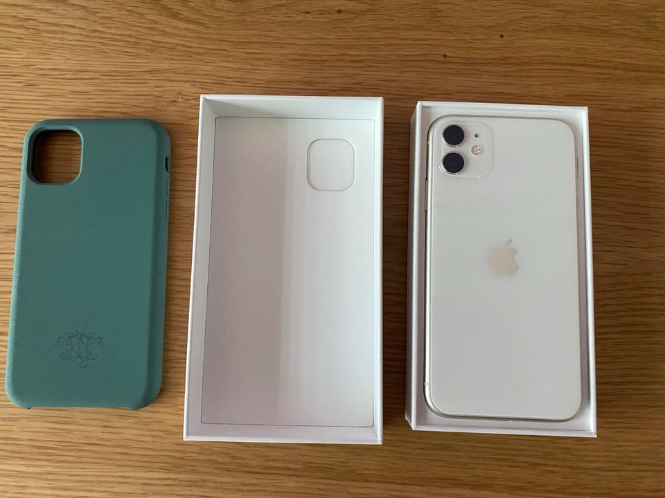 Apple iPhone 11, 128 GB - weiß, wie neu, OVP, Schutzhülle in Rostock