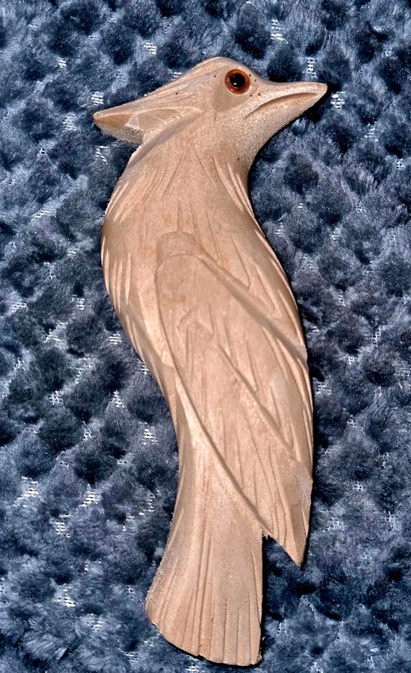 Wunderschöne selbst geschnitzte Vögel aus Lindenholz. in Nusplingen