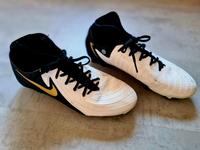 Fußballschuhe von Nike, Gr. 41, kaum getragen Sachsen - Gersdorf Vorschau