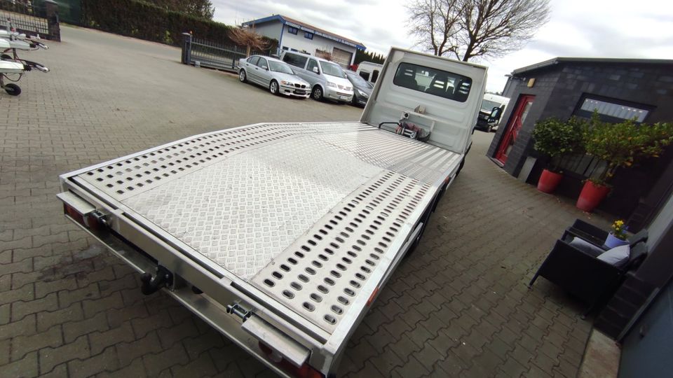 Iveco Daily 35C Abschleppwagen Abschlepper Autotransporter 3500kg in Emsbüren