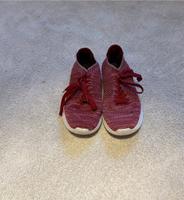 Sportschuhe Turnschuhe Damen Rot Größe 36 Niedersachsen - Garbsen Vorschau
