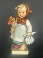 Sammlerfigur Hummel / Goebel Mädchen mit nur einem Schuh 204 1949 Niedersachsen - Buxtehude Vorschau