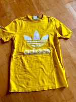 3 original Damen Adidas T-Shirts Kurzarm Gr. 34 Hessen - Hofheim am Taunus Vorschau