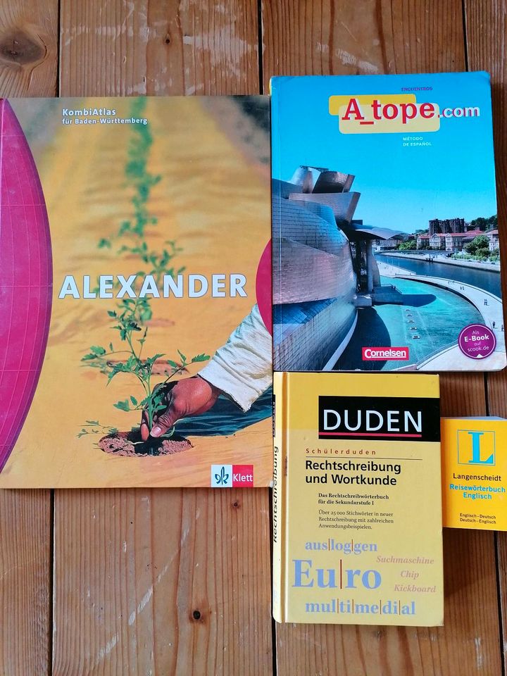 Atlas, Duden, Wörterbuch, Französischbuch zu verschenken in Kißlegg