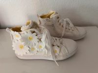 Geox Sneaker Gr. 32 weiß mit Blumen Nordrhein-Westfalen - Ratingen Vorschau