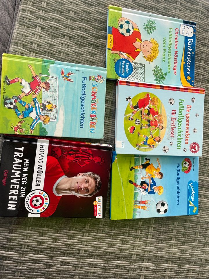 Bücherpaket für Fußball Interessierte in Thuine