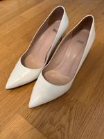 Brautschuhe Hochzeitschuhe Hugo Boss Gr. 38.5 Königs Wusterhausen - Wildau Vorschau