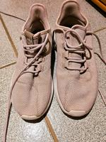 Adidas Turnschuhe Gr.38 2/3 rosa Hessen - Nidderau Vorschau