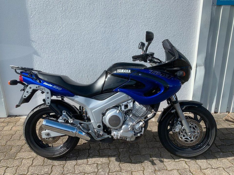 Yamaha TDM850 2 Vorbesitzer nur 23080 Kilometer in Villingen-Schwenningen